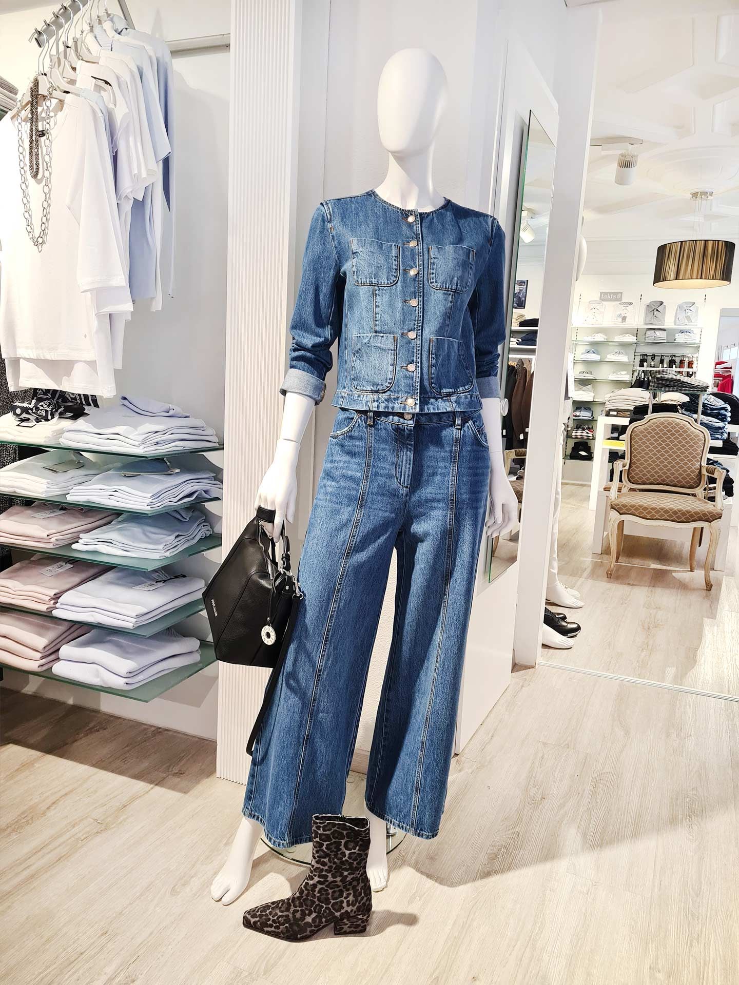 Denim-Komplettlook aus Candiani-Jeans von RIANI