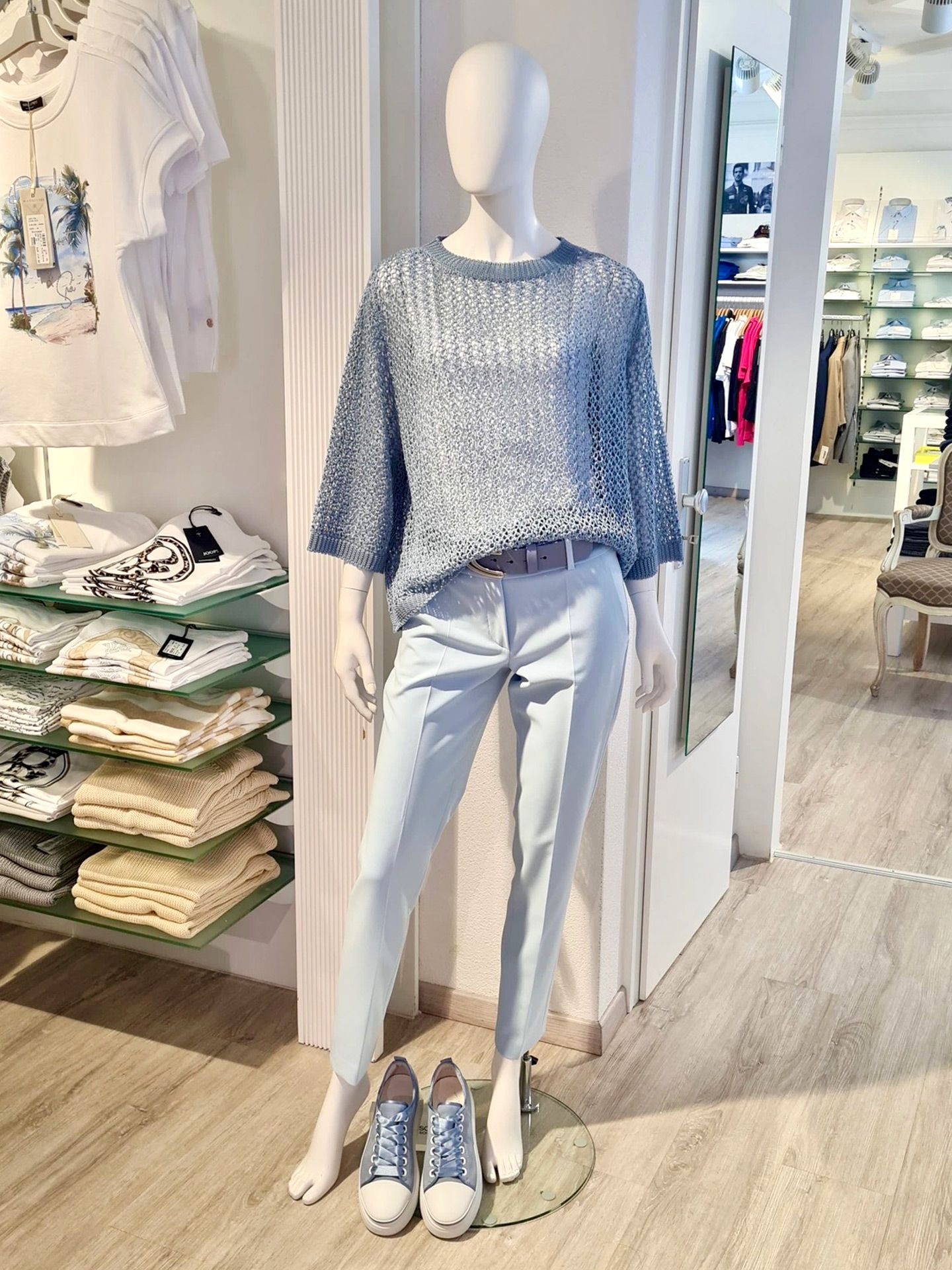 Layering-Look mit Le Tricot Perugia, Riani und Windsor – Frühjahr 2025