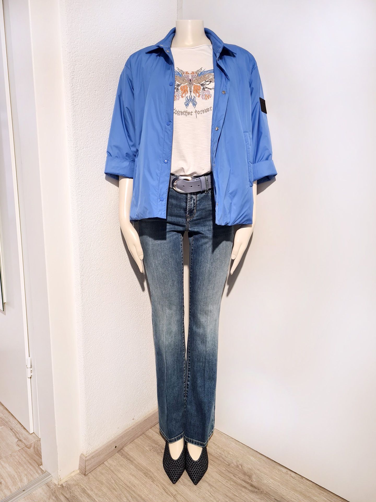 Frühlingslook mit Montereggi Jacke & Cambio Jeans